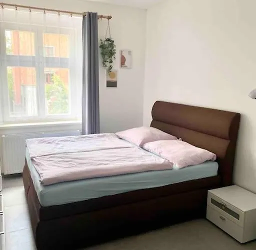 Aurion Cozy 2br Near Castle - Parking - Up To 6 Guests Daire *